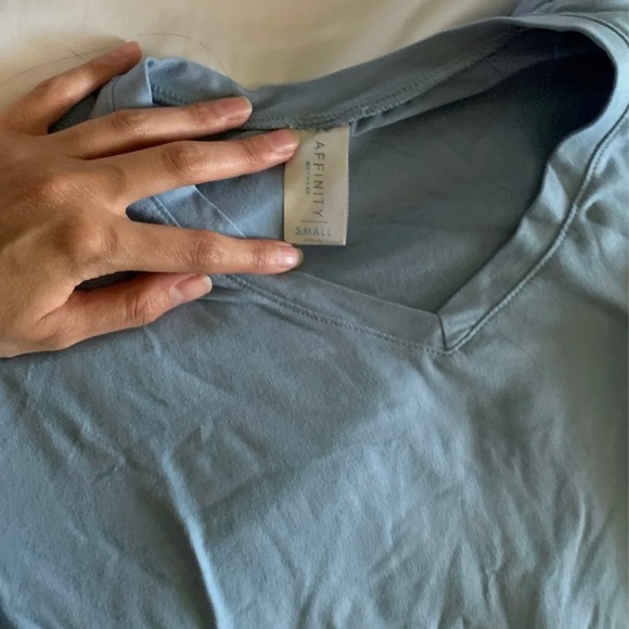 Scrub set - Picture 4 of 5